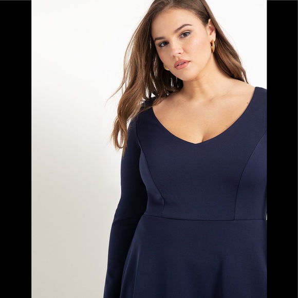 Eloquii Dresses & Skirts - Eloquii sweetheart neck navy scuba knit dress 14